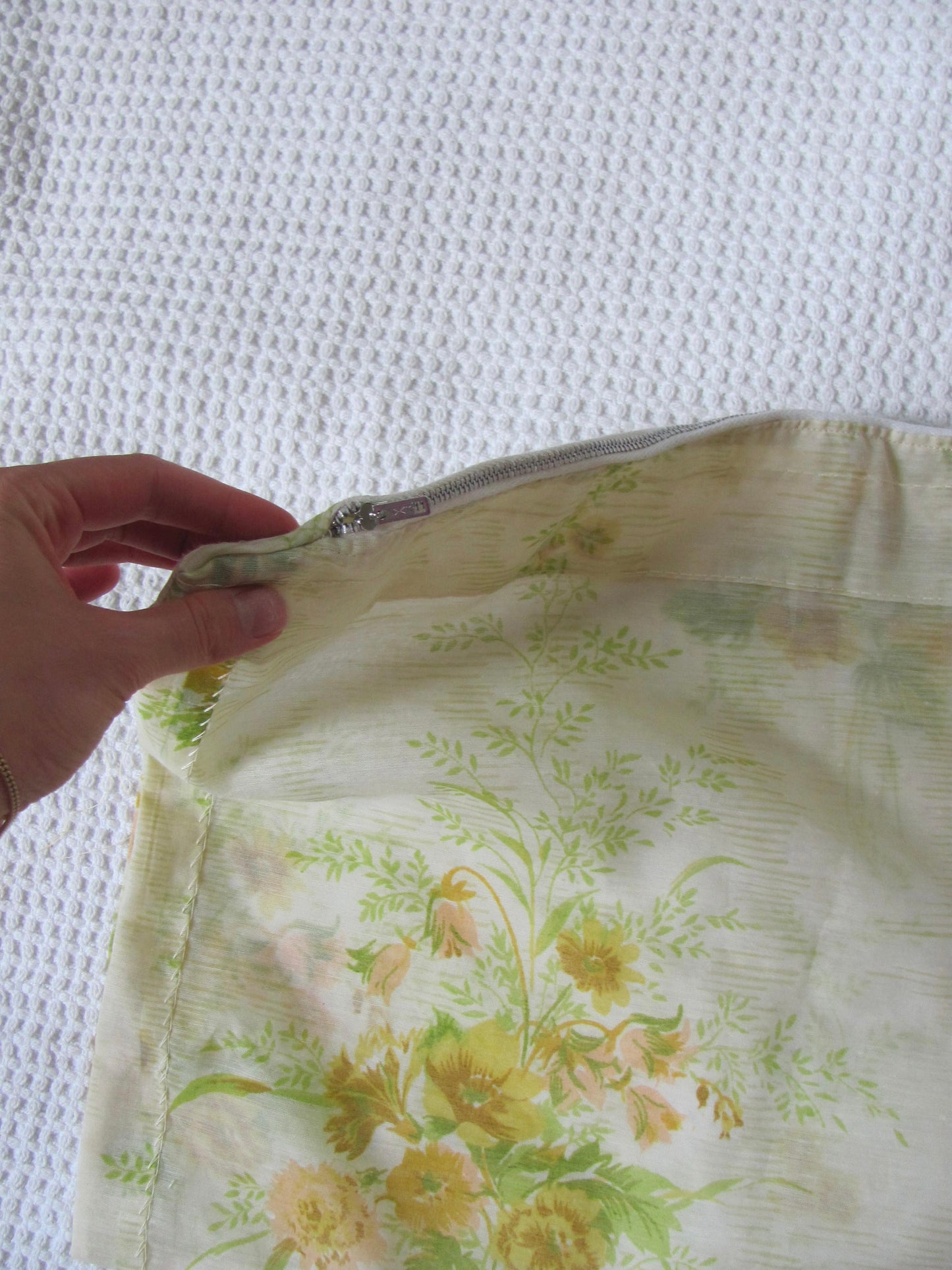 Floral Sheer Zipper Pouch
