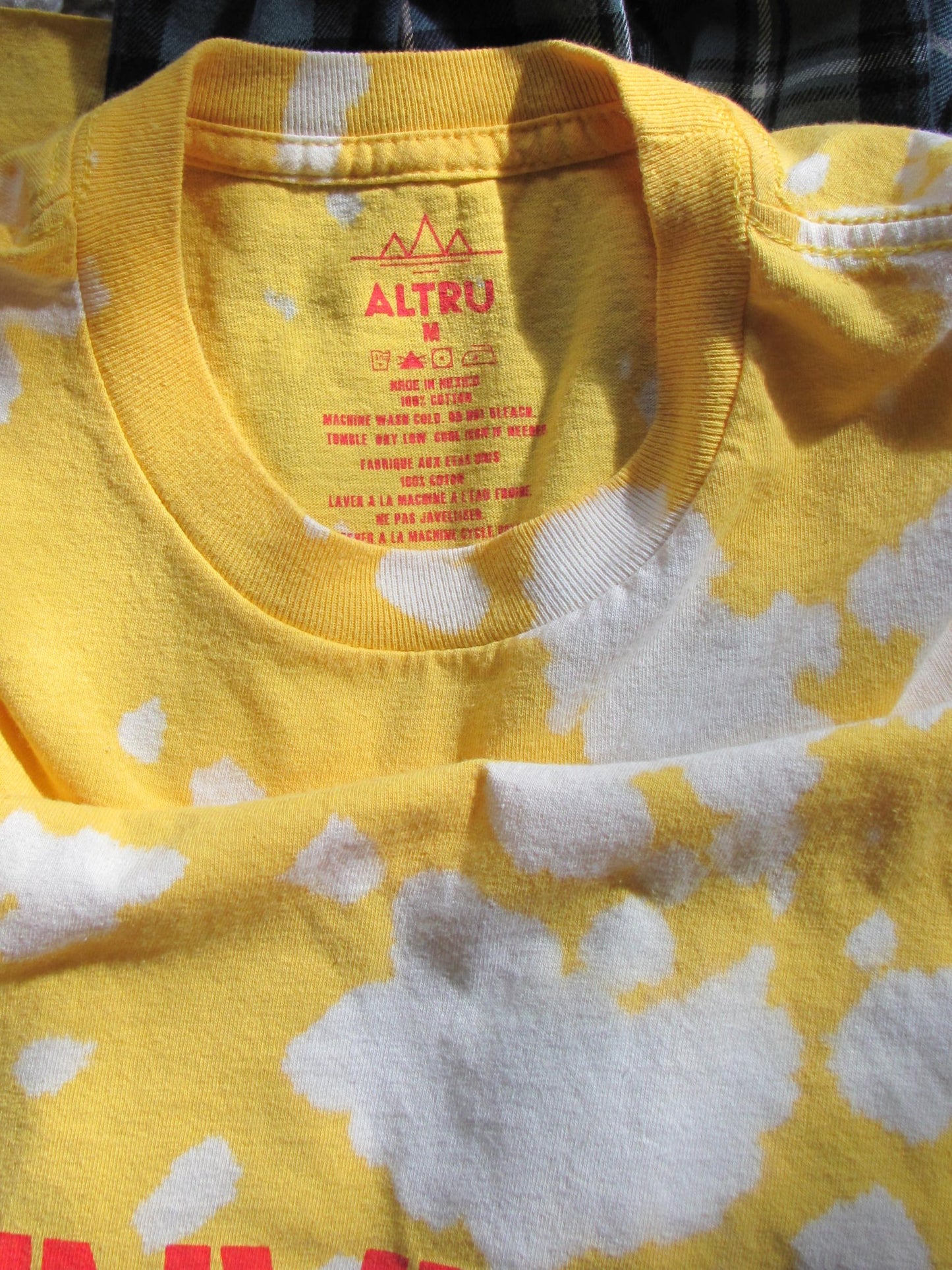 OUTSTANDING FLANNEL TEE