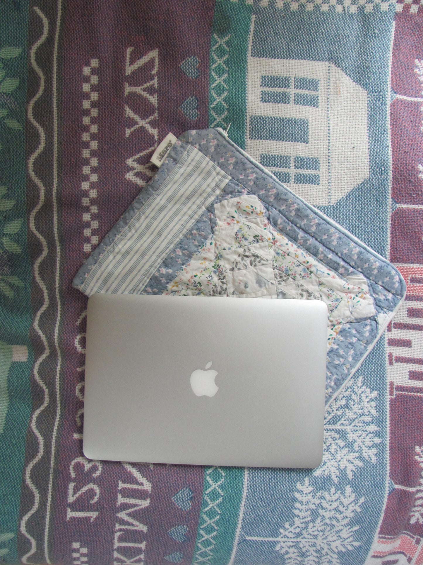 Quilted Laptop Sleeve