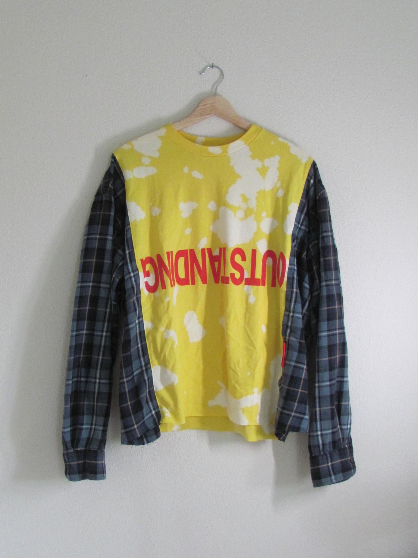 OUTSTANDING FLANNEL TEE